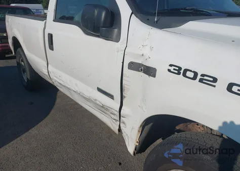 2005 Ford F-250 Xl/Xlt z USA, uszkodzony, nr VIN 1FTNF20565ED28139